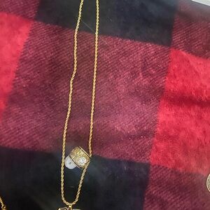 Elegant Gold Necklace with White Accents